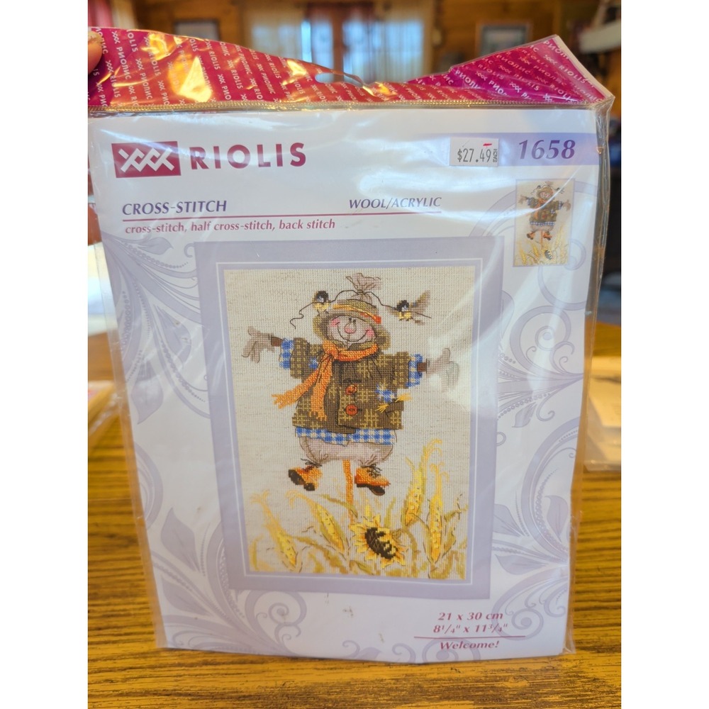 New RIOLIS Cross Stitch Wool/Acrylic Kit 1658 Autumn Scarecrow Beautiful